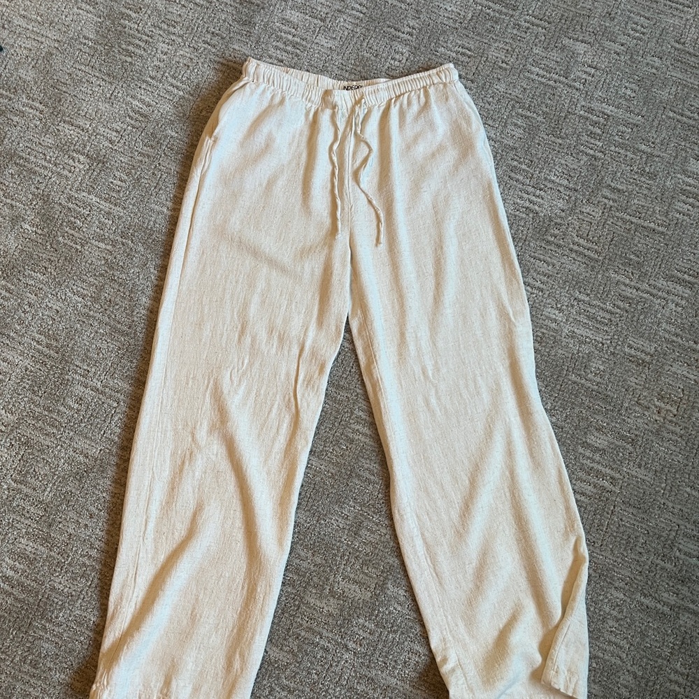 Cream Ankle Cropped Pants with Elastic Waistband